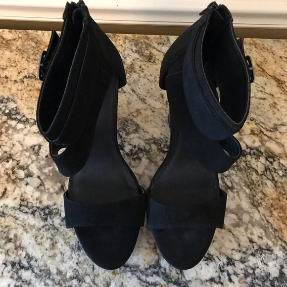 Report black heels on sale